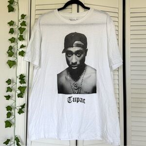 Tupac Graphic Tee